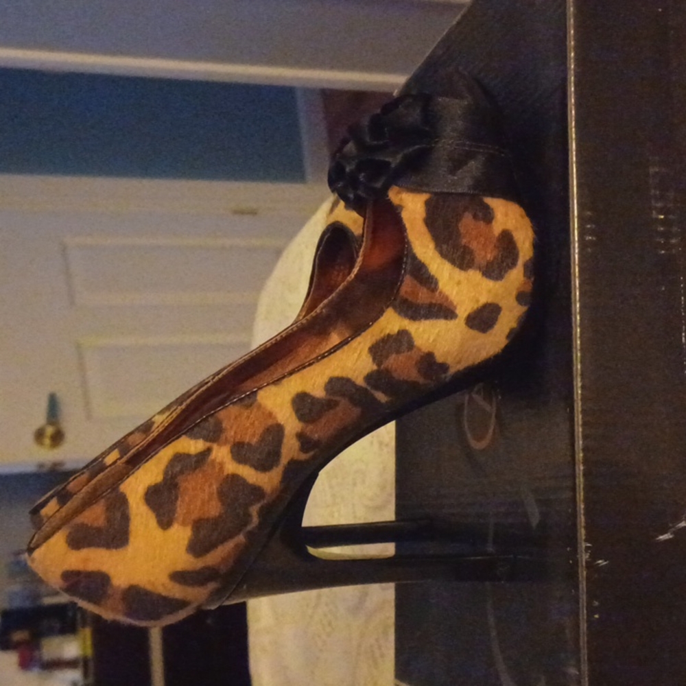 Leopard print Carlos Santana peep toe heels